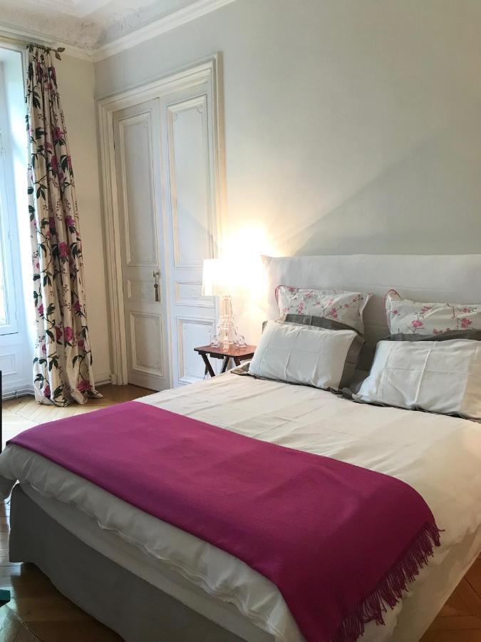 Parc Monceau Bed & Breakfast Париж Екстериор снимка